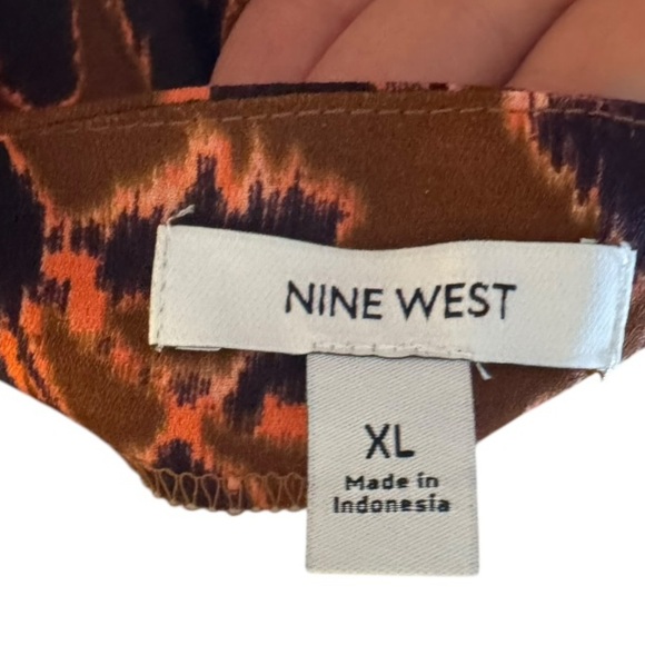 Nine West Brown Abstract Print Sleeveless Camisole Top XL Adjustable Straps - Picture 5 of 6